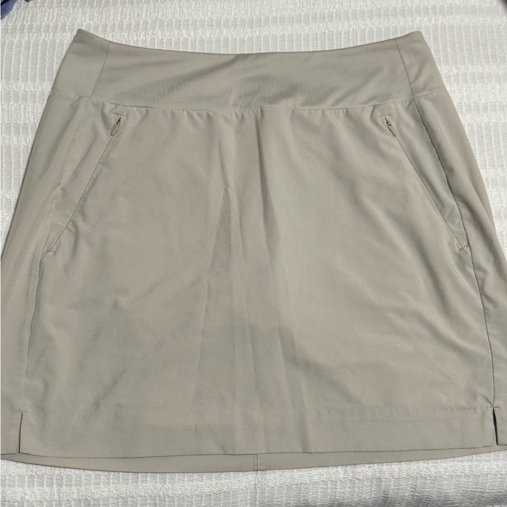 Athleta Women's Mini Skirt in Light Tan